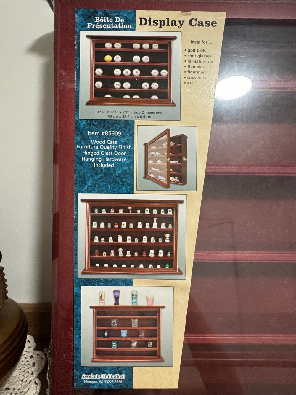 New display case - Picture 2 of 4